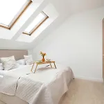 Unique House With 3 Bedrooms, Garden And Air Conditioning By Renters * Katowice