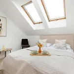 Casa vacanze Unique House With 3 Bedrooms, Garden And Air Conditioning By Renters *