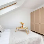 Unique House With 3 Bedrooms, Garden And Air Conditioning By Renters