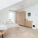 Casa vacanze Unique House With 3 Bedrooms, Garden And Air Conditioning By Renters