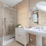 Casa vacanze Unique House With 3 Bedrooms, Garden And Air Conditioning By Renters