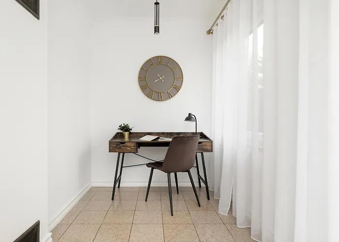 Unique House With 3 Bedrooms, Garden And Air Conditioning By Renters * Katovice