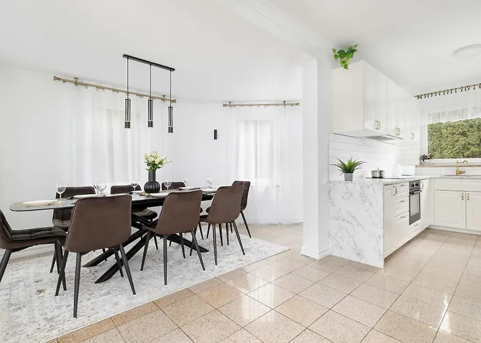 Unique House With 3 Bedrooms, Garden And Air Conditioning By Renters Prázdninový dům